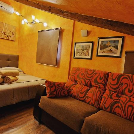 Апартаменты El Loft De San Juan Vut09468 Бургос Экстерьер фото